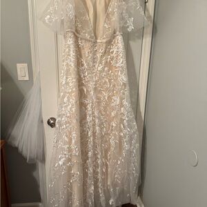 Elegant White Floral Lace Gown